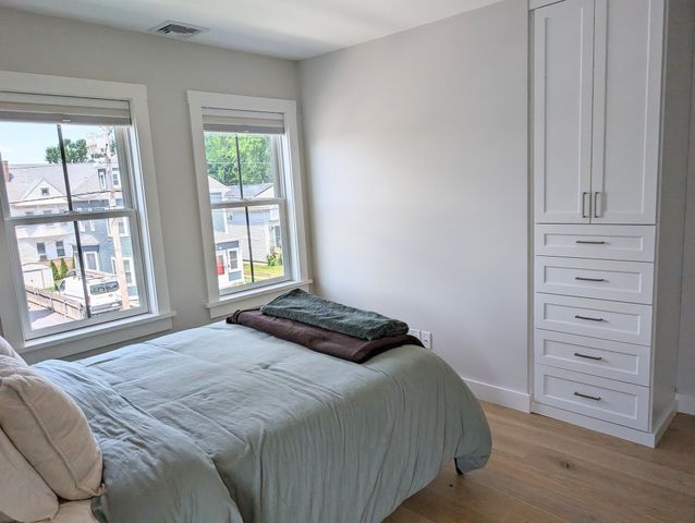 25 Spring St, Medford, MA 02155