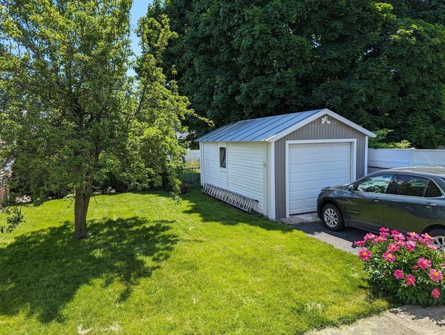 25 Spring St, Medford, MA 02155