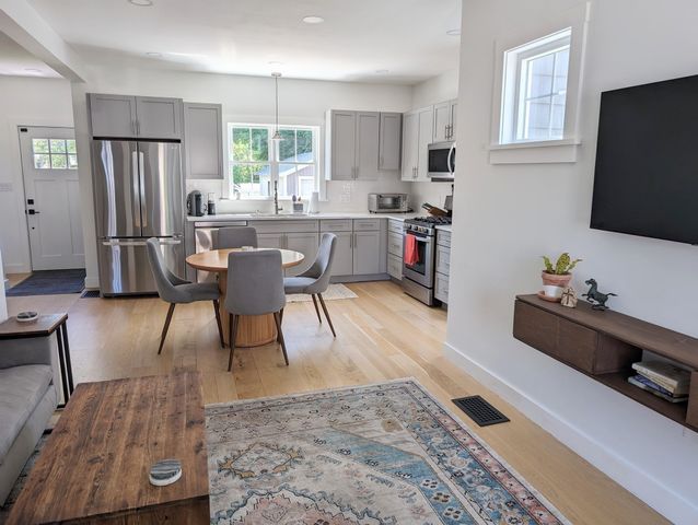 25 Spring St, Medford, MA 02155