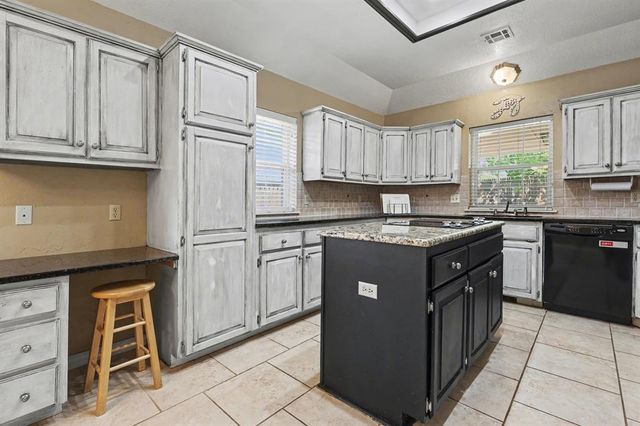 1721 Shady Lane, Oklahoma City, OK 73131