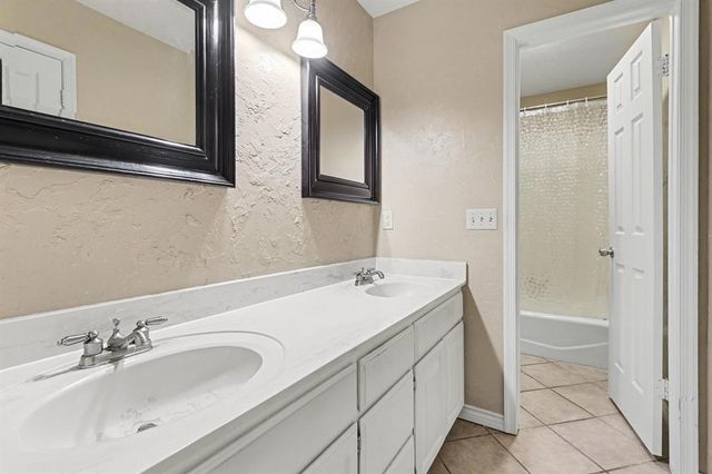 1721 Shady Lane, Oklahoma City, OK 73131