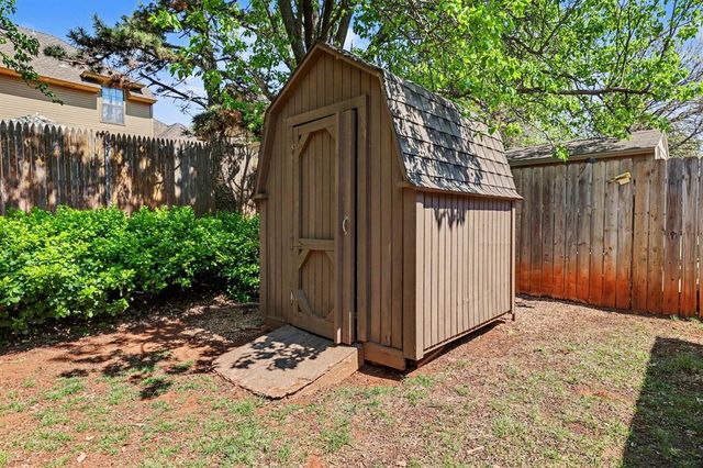 1721 Shady Lane, Oklahoma City, OK 73131