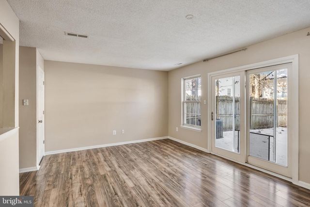 49 GRANT LN, Berlin, NJ 08009