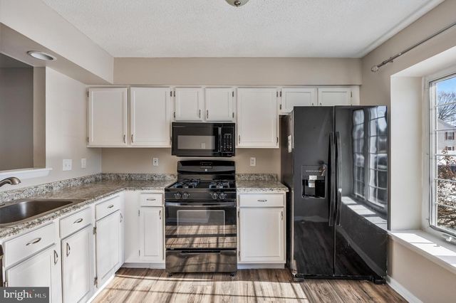 49 GRANT LN, Berlin, NJ 08009