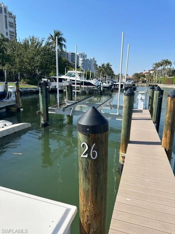 BS# 26 4090 Gulf Shore BLVD N, NAPLES, FL 34103 — photo 3