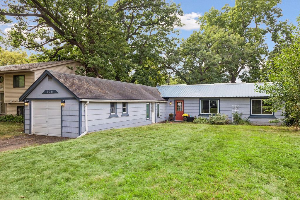 670 Goodwin Avenue N, Oakdale, MN 55128 — photo 3