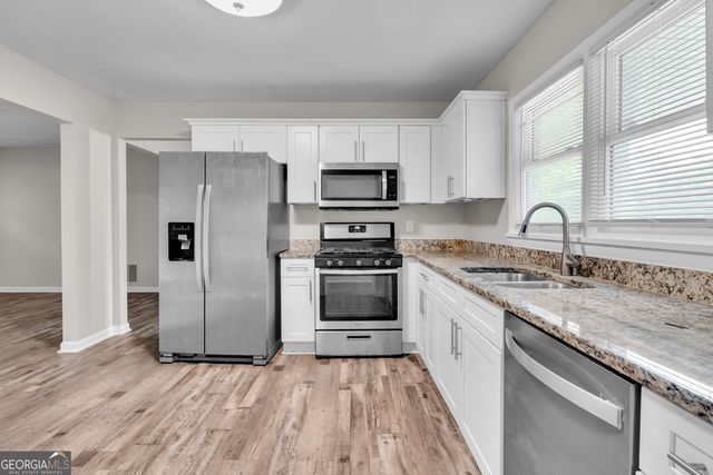 6575 Hidden Brook Trail, South Fulton, GA 30349
