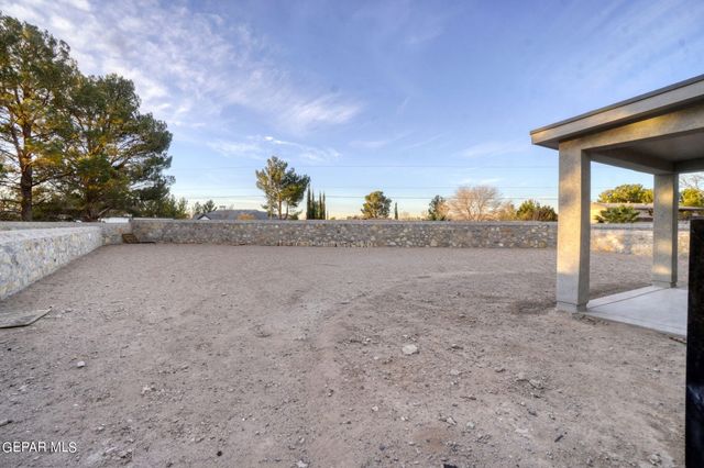 11506 Summer Drive, Socorro, TX 79927