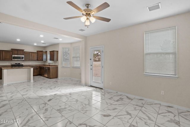 11506 Summer Drive, Socorro, TX 79927