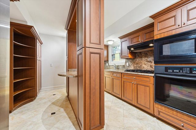 2426 Glen Haven Boulevard, Houston, TX 77030