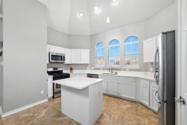 2121 Walden Place, Mesquite, TX 75181