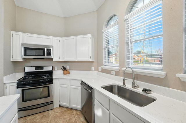 2121 Walden Place, Mesquite, TX 75181