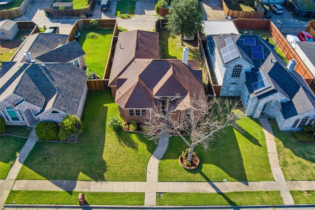 2121 Walden Place, Mesquite, TX 75181