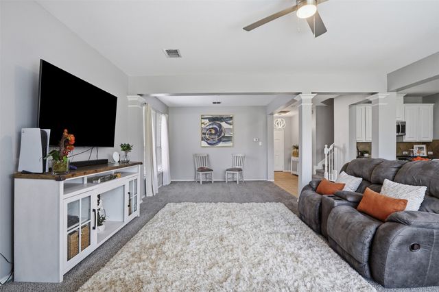 908 Lake Hollow Drive, Little Elm, TX 75068