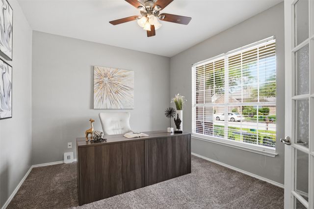 908 Lake Hollow Drive, Little Elm, TX 75068