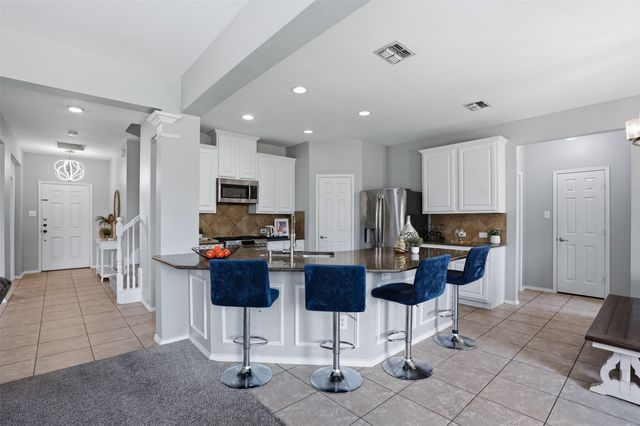 908 Lake Hollow Drive, Little Elm, TX 75068