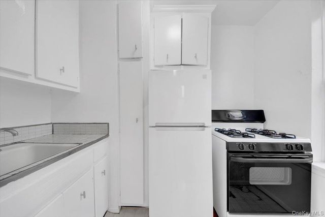 4295 Webster Avenue 3K, Bronx, NY 10470