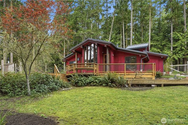 177 Salmonberry Lane, Lopez Island, WA 98261