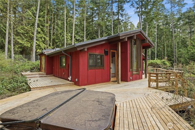 177 Salmonberry Lane, Lopez Island, WA 98261