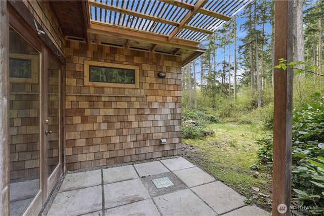 177 Salmonberry Lane, Lopez Island, WA 98261