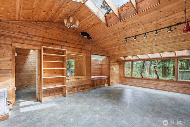 177 Salmonberry Lane, Lopez Island, WA 98261