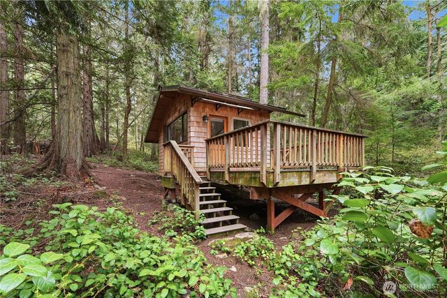 177 Salmonberry Lane, Lopez Island, WA 98261