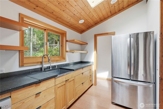 177 Salmonberry Lane, Lopez Island, WA 98261