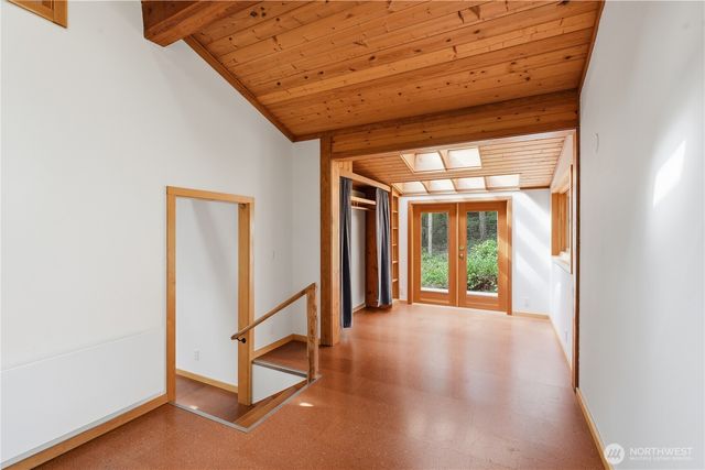 177 Salmonberry Lane, Lopez Island, WA 98261