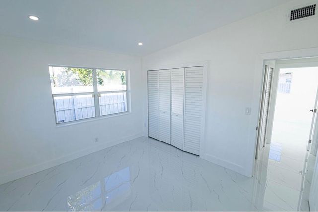 430 E Ilex Drive, Lake Park, FL 33403
