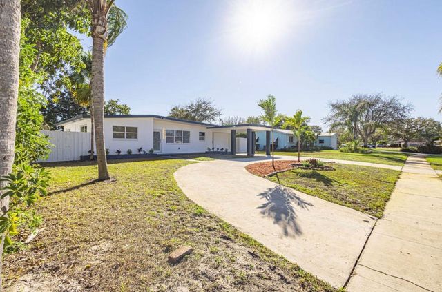 430 E Ilex Drive, Lake Park, FL 33403