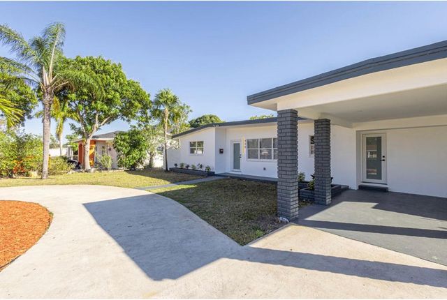 430 E Ilex Drive, Lake Park, FL 33403