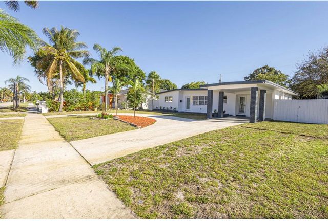 430 E Ilex Drive, Lake Park, FL 33403