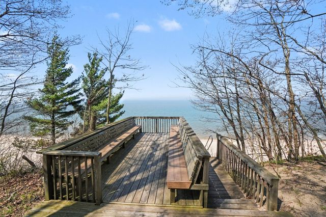 2424 Cardinal Lane, Holland, MI 49424