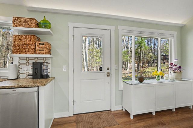 2424 Cardinal Lane, Holland, MI 49424