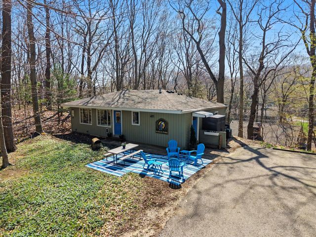 2424 Cardinal Lane, Holland, MI 49424