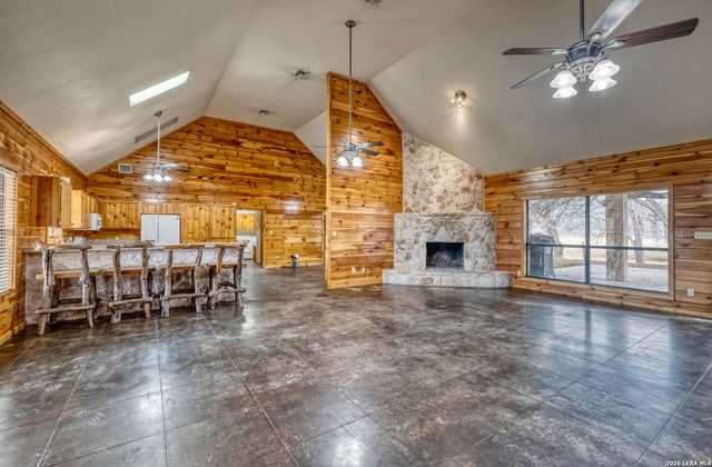 498 Camino Del Rancho, Concan, TX 78838