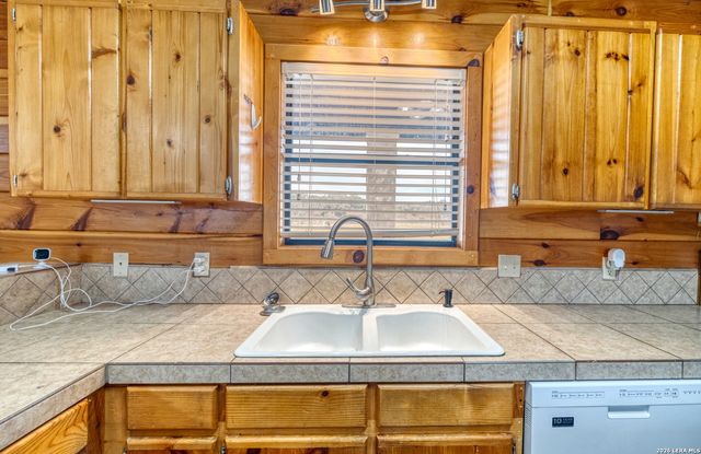 498 Camino Del Rancho, Concan, TX 78838