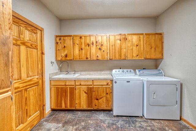 498 Camino Del Rancho, Concan, TX 78838