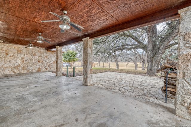 498 Camino Del Rancho, Concan, TX 78838