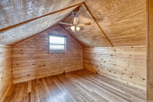 498 Camino Del Rancho, Concan, TX 78838