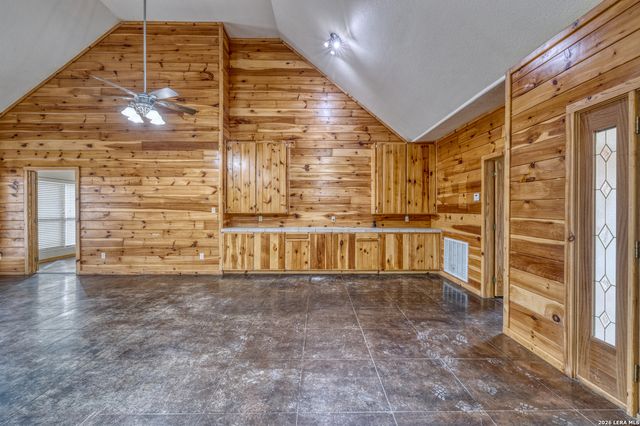 498 Camino Del Rancho, Concan, TX 78838