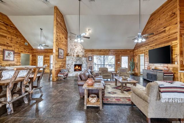 498 Camino Del Rancho, Concan, TX 78838