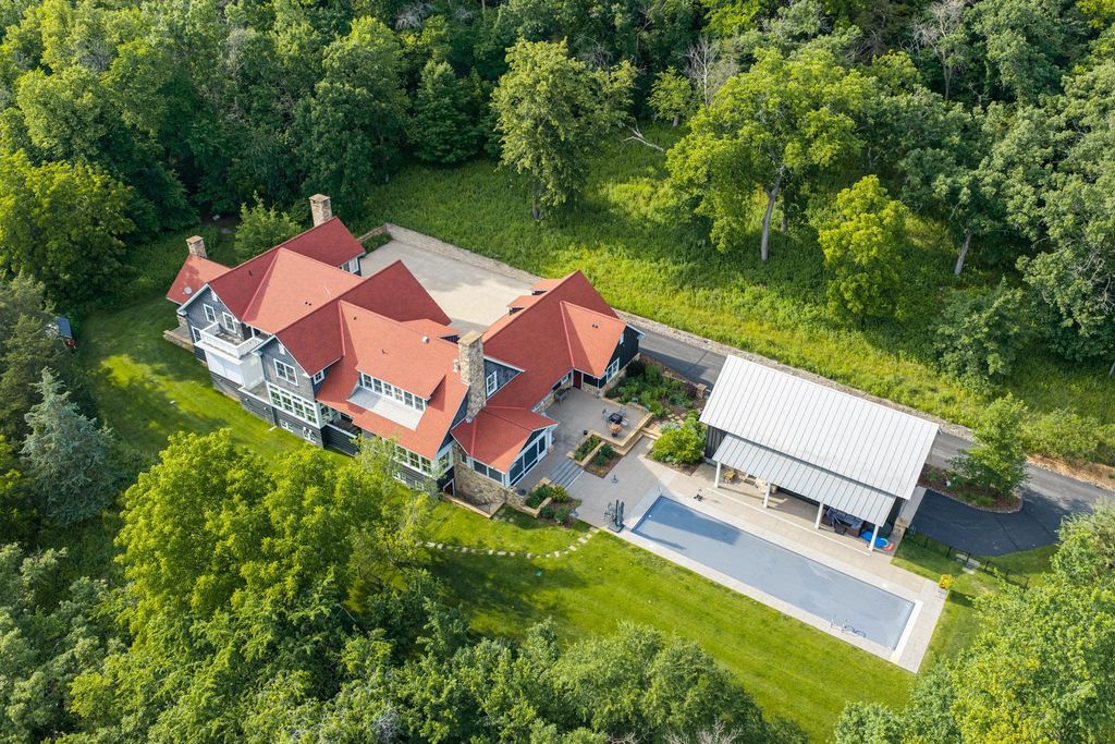 9350 Forest Road, Cannon Falls, MN 55009 — exterior