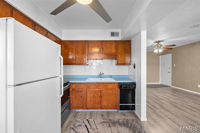 1725 Herault Place G, Lemay, MO 63125