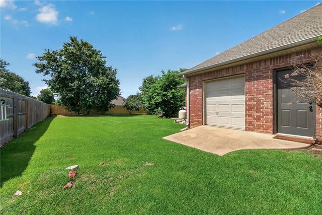 6505 Pagosa Place, Fayetteville, AR 72704