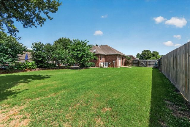 6505 Pagosa Place, Fayetteville, AR 72704