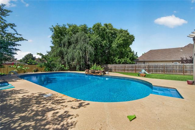 6505 Pagosa Place, Fayetteville, AR 72704