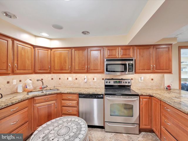 3002 RIDGEVIEW DRIVE, Orwigsburg, PA 17961
