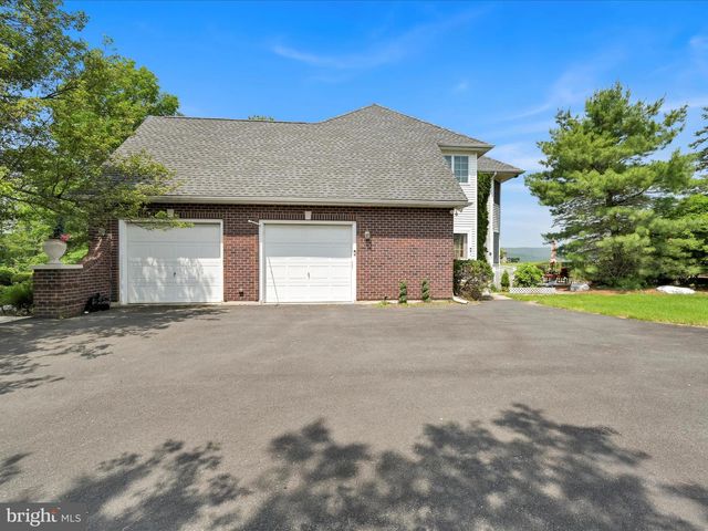 3002 RIDGEVIEW DRIVE, Orwigsburg, PA 17961