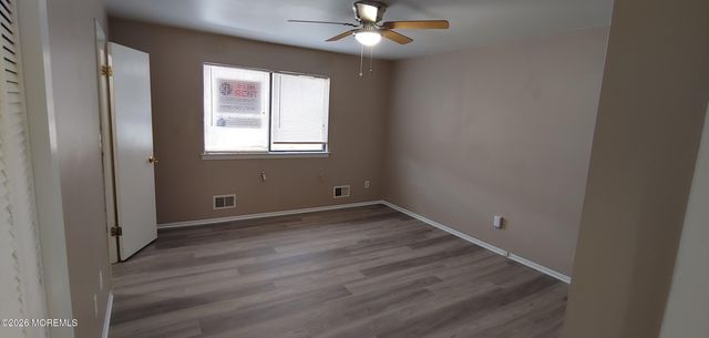 161 Penn Court 130, Matawan, NJ 07747